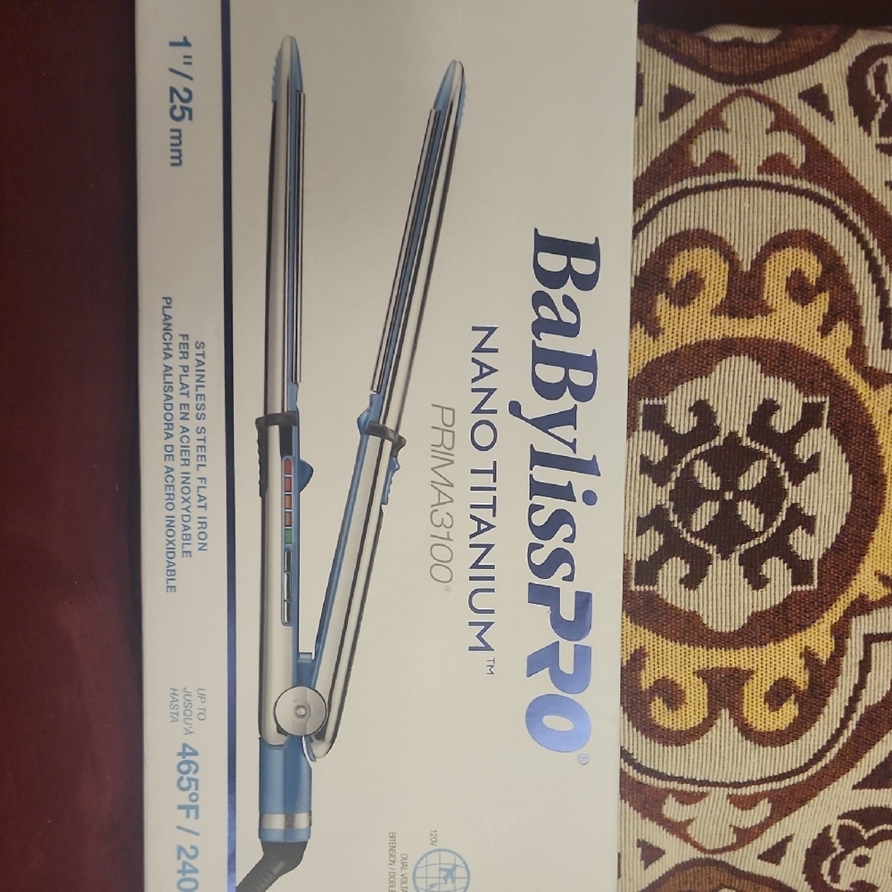 BaBylissPRO Nano Titanium Flat Iron